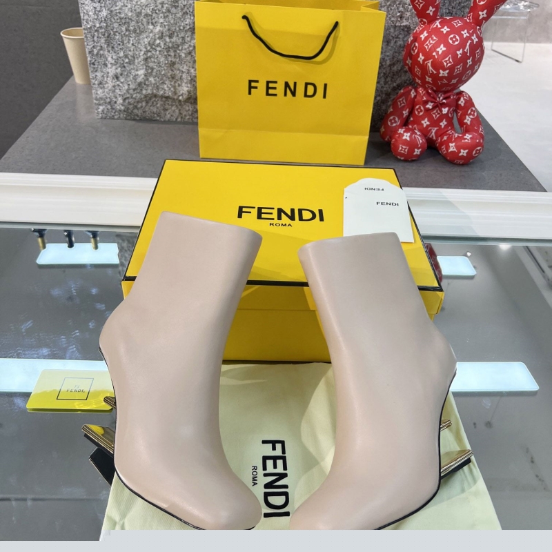 F**di boots